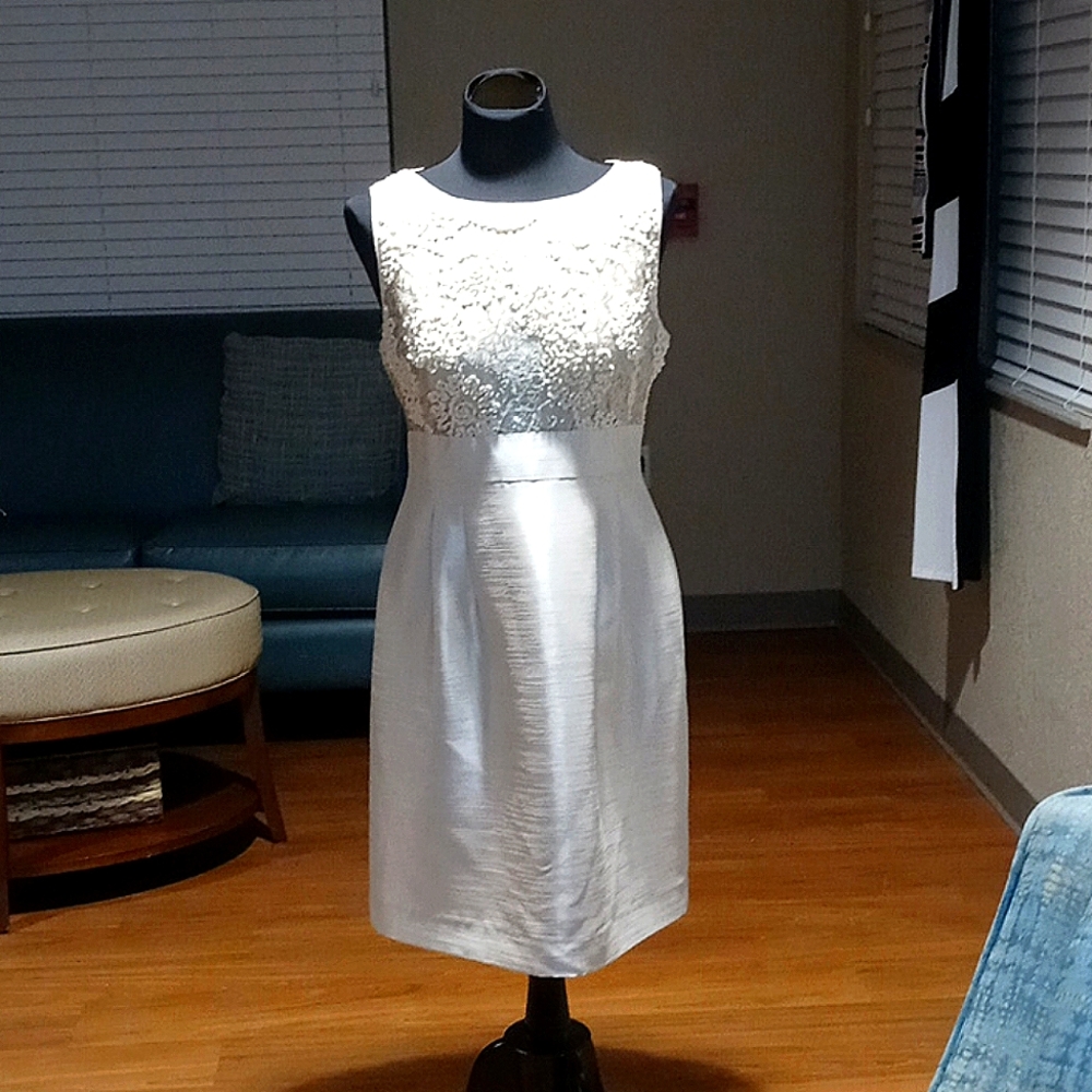 Tahari by Arthur Levine Cocktail dress